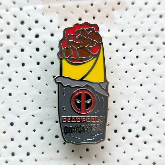 Loungefly - Marvel: Deadpool - Blind Box Enamel Pin - 1 Of 6 To Collect - Styles Vary - Deadpool - Blind Box - Pins de Esmalte - Broche Coleccionable - para Mochilas Y Bolsos - Idea de Regalo